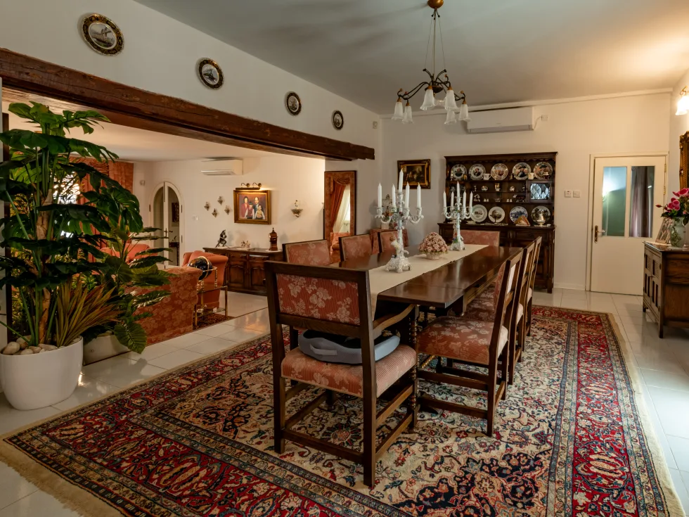 6 bed Villa For Sale in Naxxar, Naxxar - thumb 12