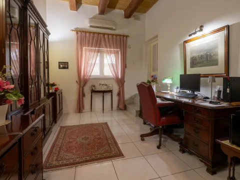 6 bed Villa For Sale in Naxxar, Naxxar - thumb 19