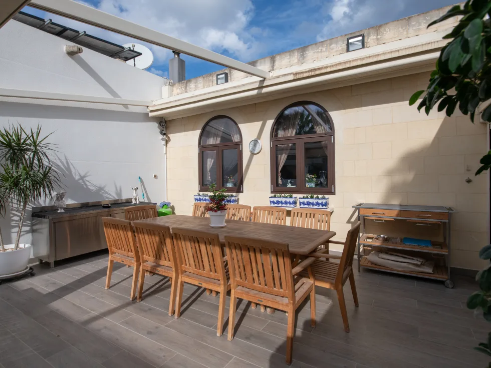 6 bed Villa For Sale in Naxxar, Naxxar - thumb 6