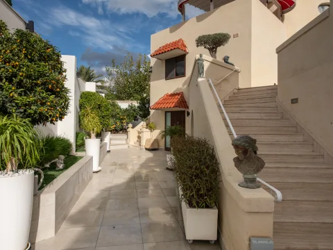 6 bed Villa For Sale in Naxxar, Naxxar - thumb 7