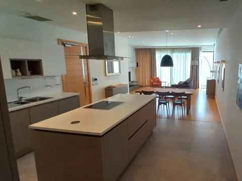 2 bed Apartment For Rent in Sliema, Sliema - thumb 5