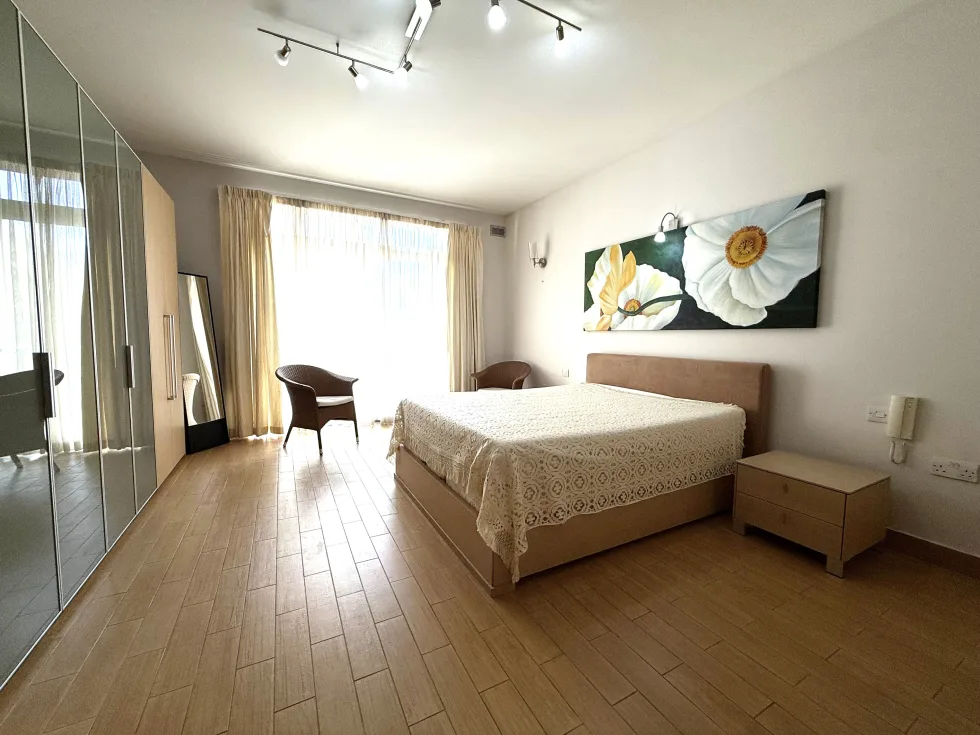 3 bed Apartment For Rent in Sliema, Sliema - thumb 11