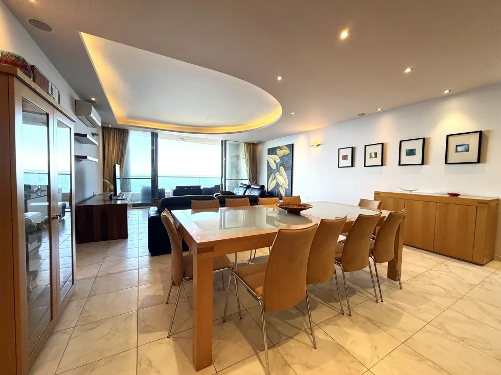 3 bed Apartment For Rent in Sliema, Sliema - thumb 5