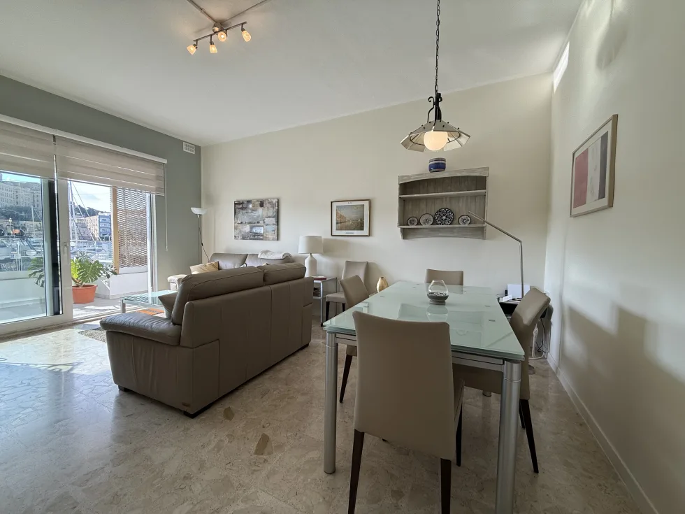 2 bed Apartment For Rent in Ta' Xbiex, Ta' Xbiex - thumb 4