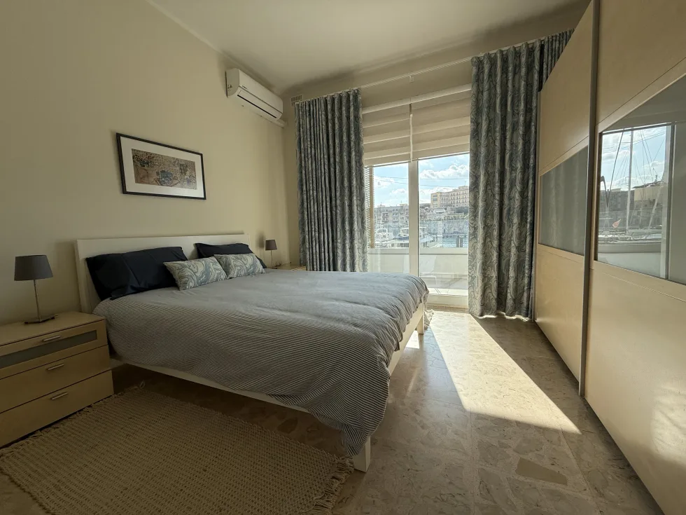 2 bed Apartment For Rent in Ta' Xbiex, Ta' Xbiex - thumb 8