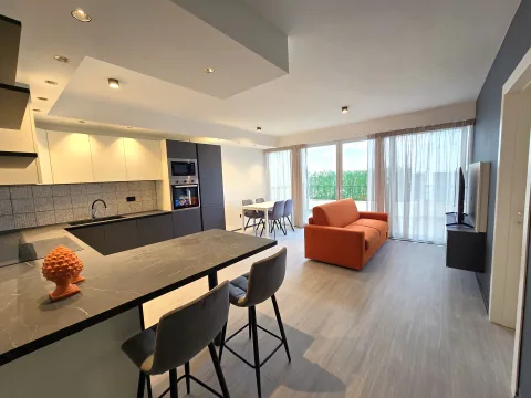 2 bed Penthouse For Rent in Qawra, Qawra - thumb 2