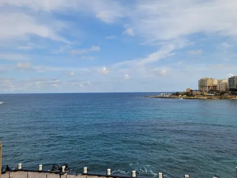 2 bed Apartment For Rent in St Julian's, St Julian's - thumb 3