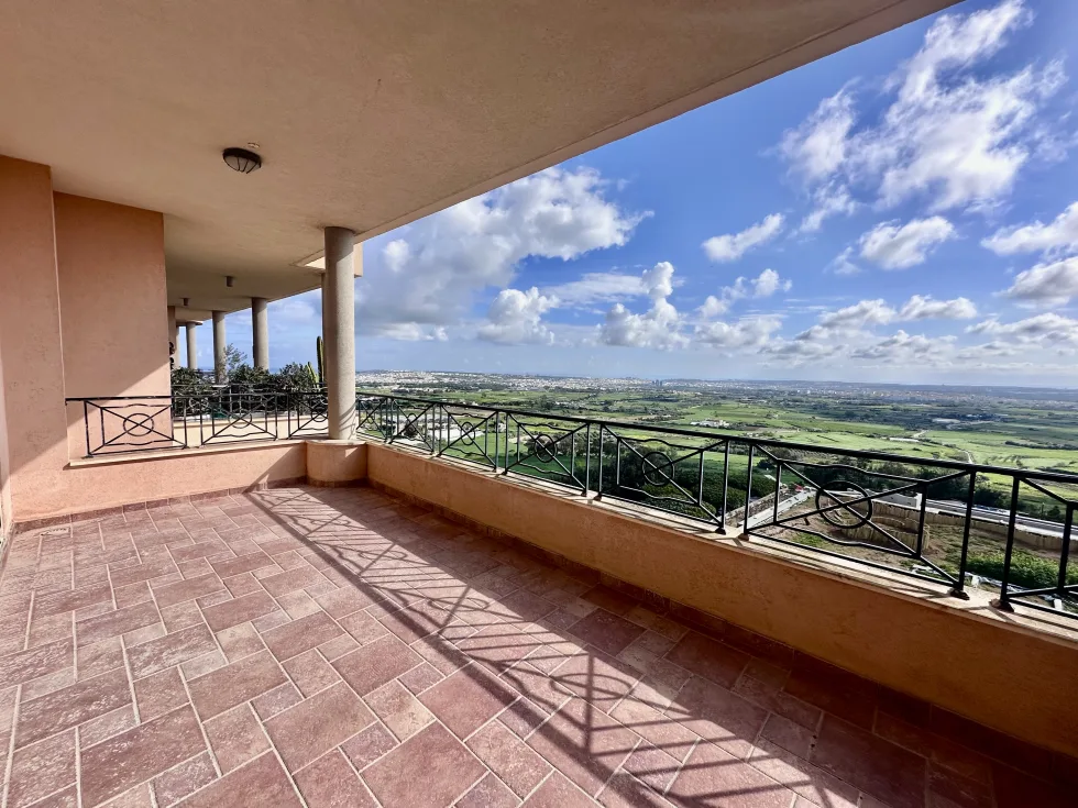 3 bed Apartment For Rent in Rabat, Rabat - thumb 1