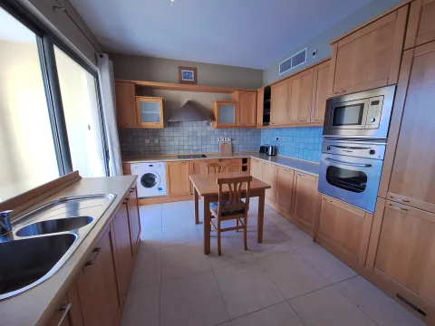 2 bed Apartment For Rent in St Julian's, St Julian's - thumb 4