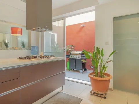 5 bed Town House For Sale in Sliema, Sliema - thumb 4