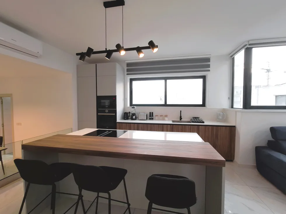 2 bed Penthouse For Rent in Balzan, Balzan - thumb 4