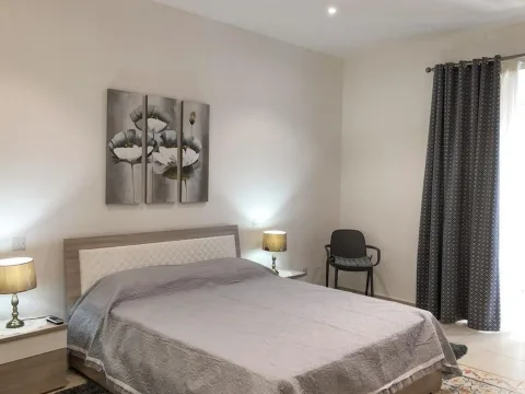 3 bed Apartment For Rent in Sliema, Sliema - thumb 7