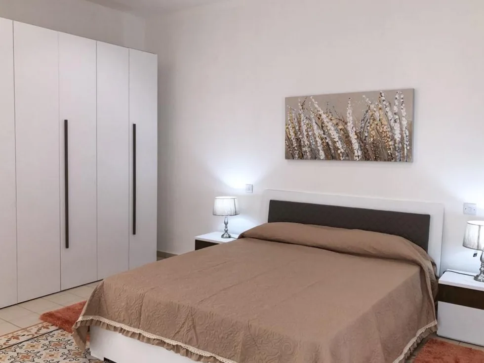 3 bed Apartment For Rent in Sliema, Sliema - thumb 9