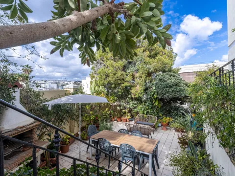 3 bed Villa For Sale in St Andrews, St Andrews - thumb 1