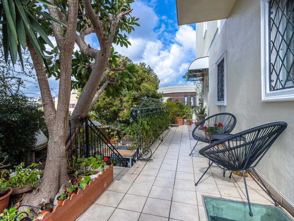 3 bed Villa For Sale in St Andrews, St Andrews - thumb 2