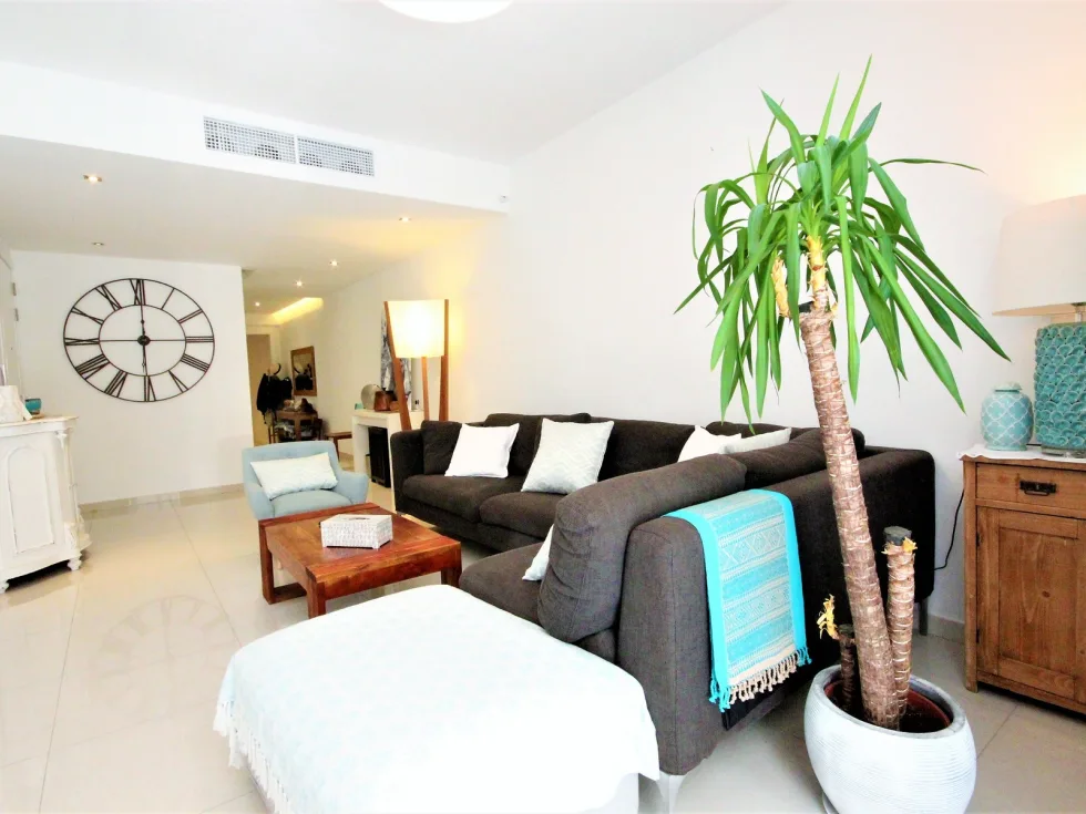 3 bed Apartment For Rent in St Julian's, St Julian's - thumb 2