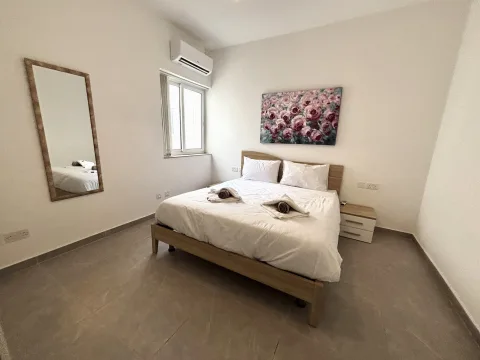 3 bed Penthouse For Rent in Sliema, Sliema - thumb 7