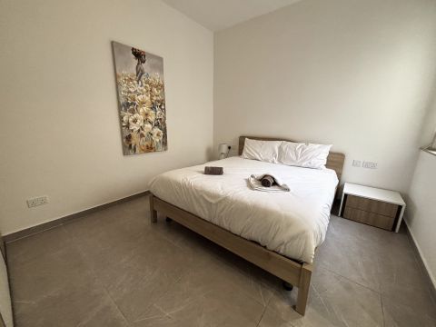 3 bed Penthouse For Rent in Sliema, Sliema - thumb 8