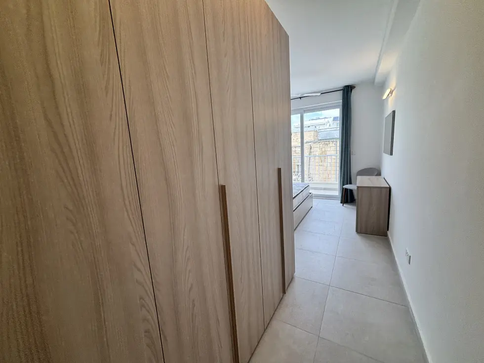 2 bed Apartment For Rent in Sliema, Sliema - thumb 12