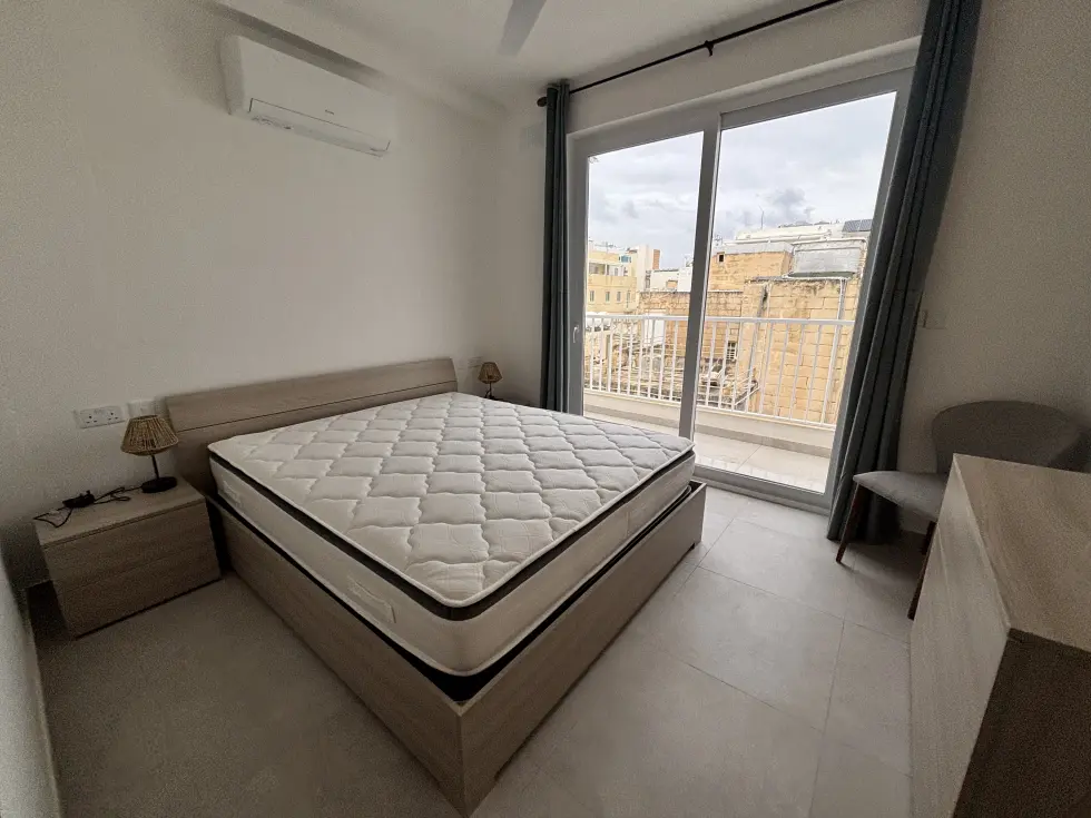 2 bed Apartment For Rent in Sliema, Sliema - thumb 13