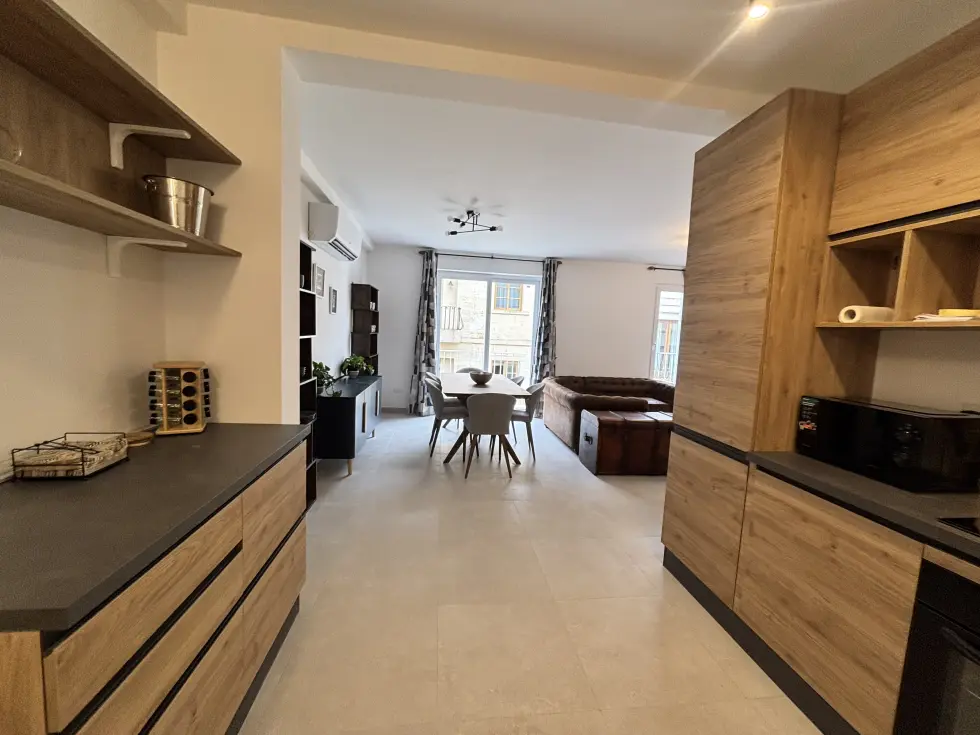 2 bed Apartment For Rent in Sliema, Sliema - thumb 7