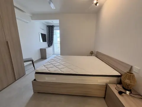 2 bed Apartment For Rent in Sliema, Sliema - thumb 8