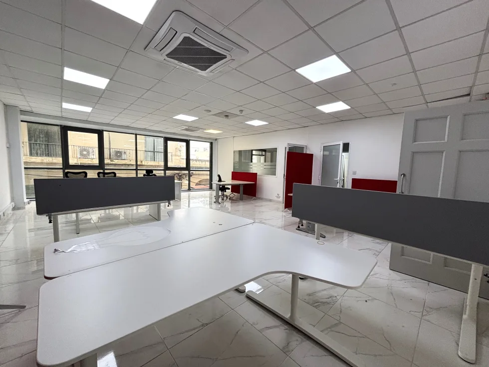 0 bed Office For Rent in Sliema, Sliema - thumb 2
