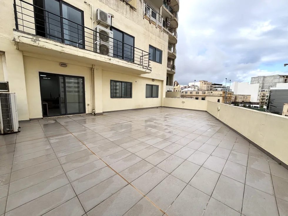 0 bed Office For Rent in Sliema, Sliema - thumb 10