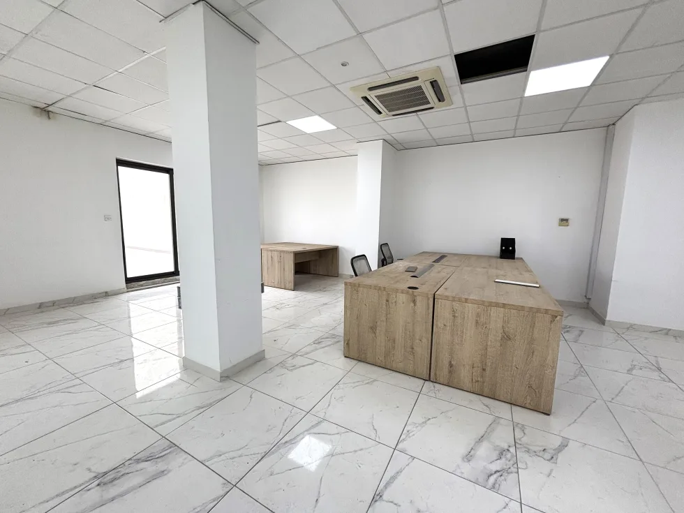 0 bed Office For Rent in Sliema, Sliema - thumb 1
