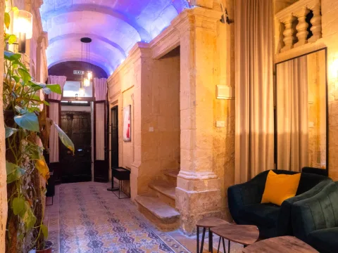 4 bed Palazzo For Rent in Valletta, Valletta - thumb 4