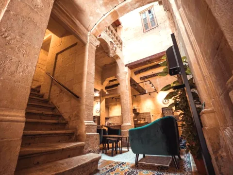 4 bed Palazzo For Rent in Valletta, Valletta - thumb 7