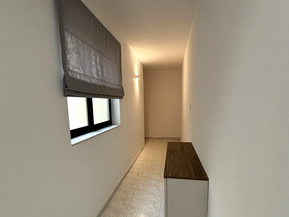 3 bed Apartment For Rent in Gzira, Gzira - thumb 3