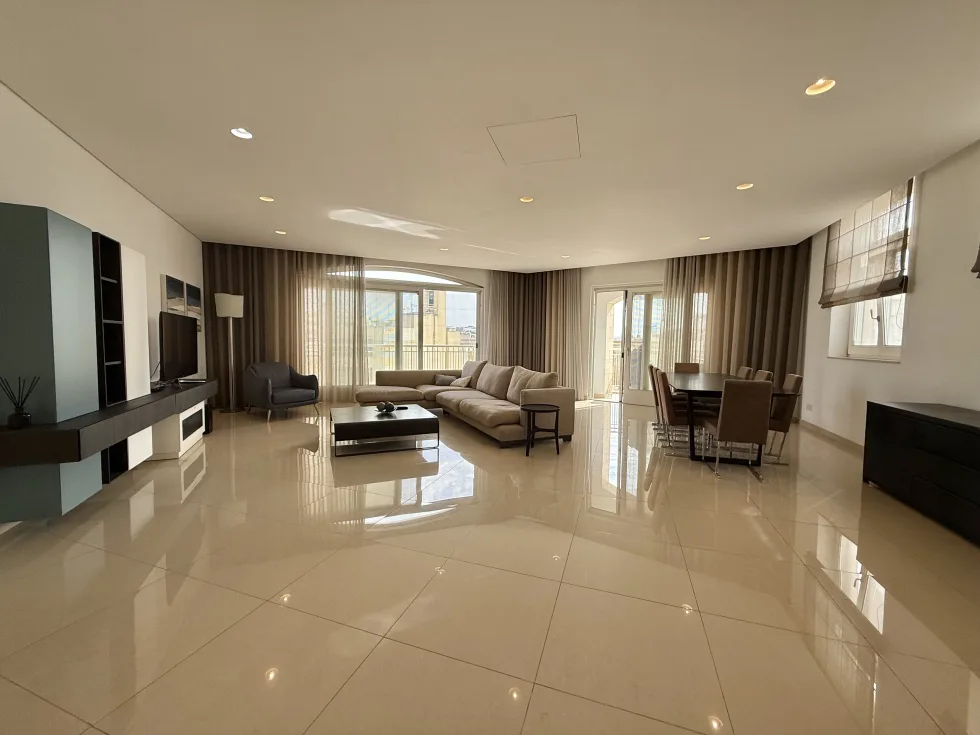 2 bed Apartment For Rent in Sliema, Sliema - thumb 2