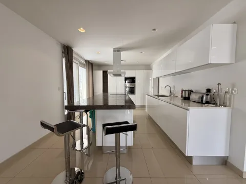 2 bed Apartment For Rent in Sliema, Sliema - thumb 4