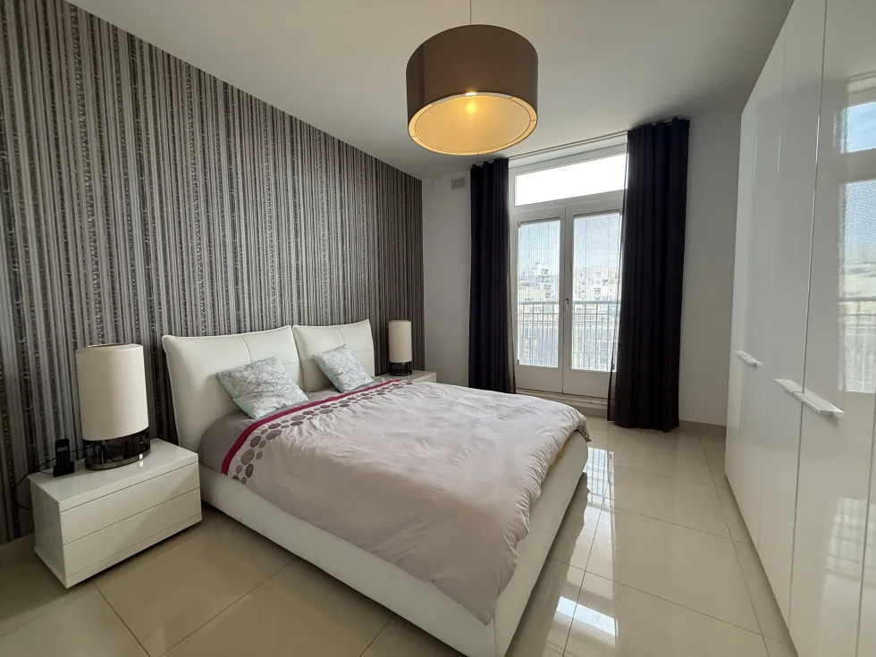 2 bed Apartment For Rent in Sliema, Sliema - thumb 6