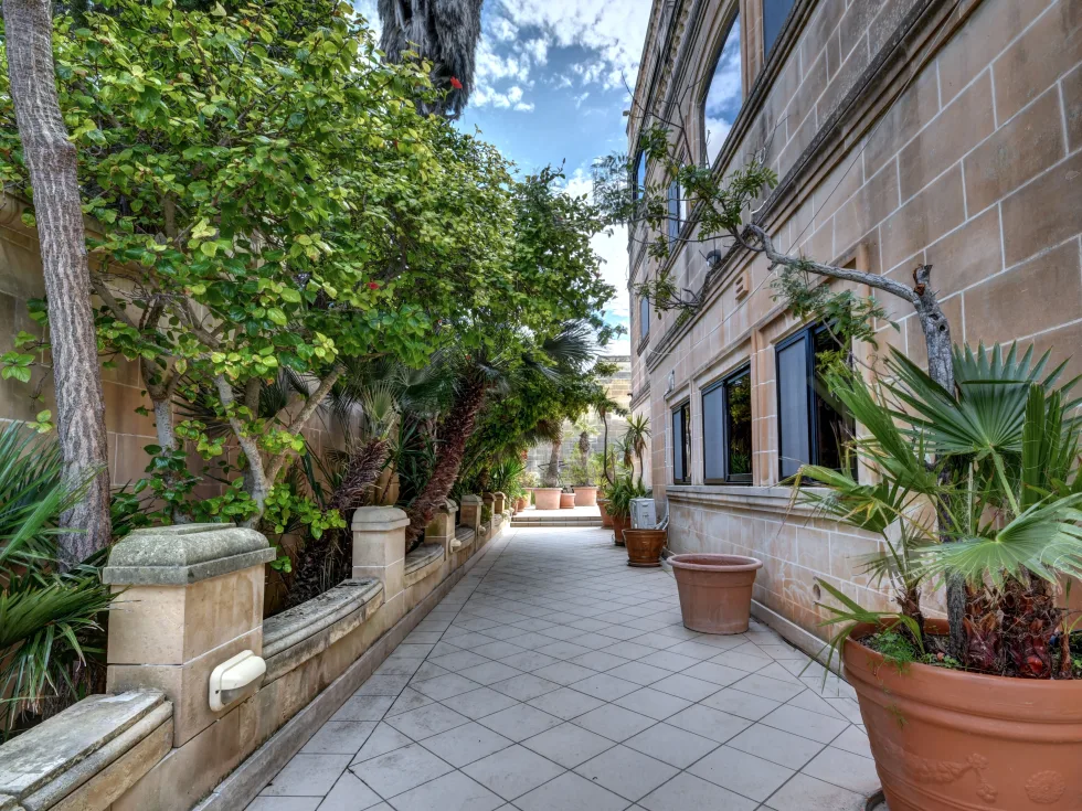 4 bed Villa For Rent in Swieqi, Swieqi - thumb 12