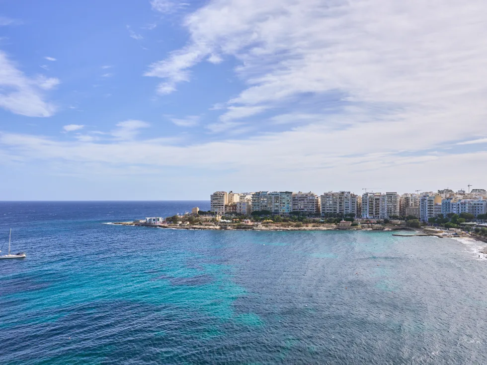 3 bed Penthouse For Rent in St Julian's, St Julian's - thumb 1