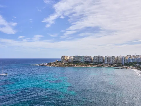 3 bed Penthouse For Rent in St Julian's, St Julian's - thumb 1