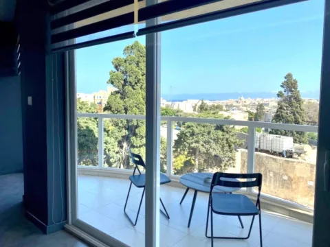 3 bed Apartment For Rent in St Julian's, St Julian's - thumb 2