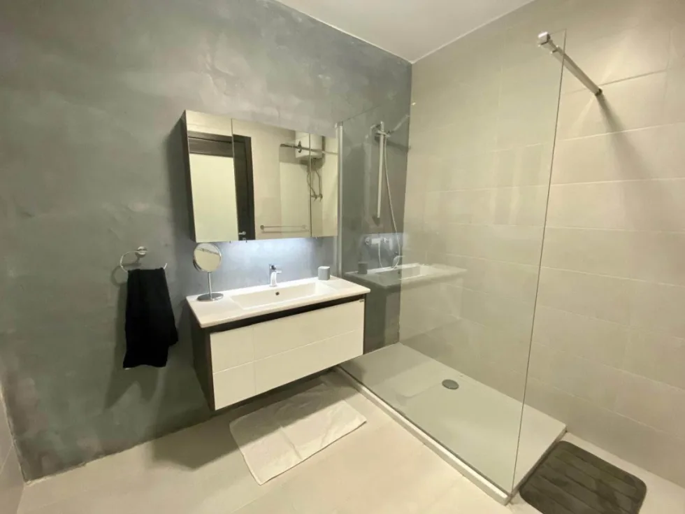 3 bed Apartment For Rent in St Julian's, St Julian's - thumb 6