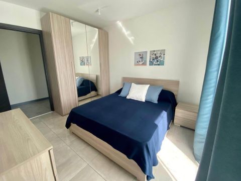 3 bed Apartment For Rent in St Julian's, St Julian's - thumb 7