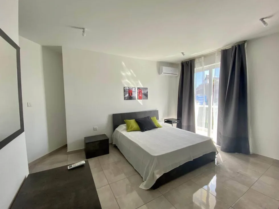 3 bed Apartment For Rent in St Julian's, St Julian's - thumb 8