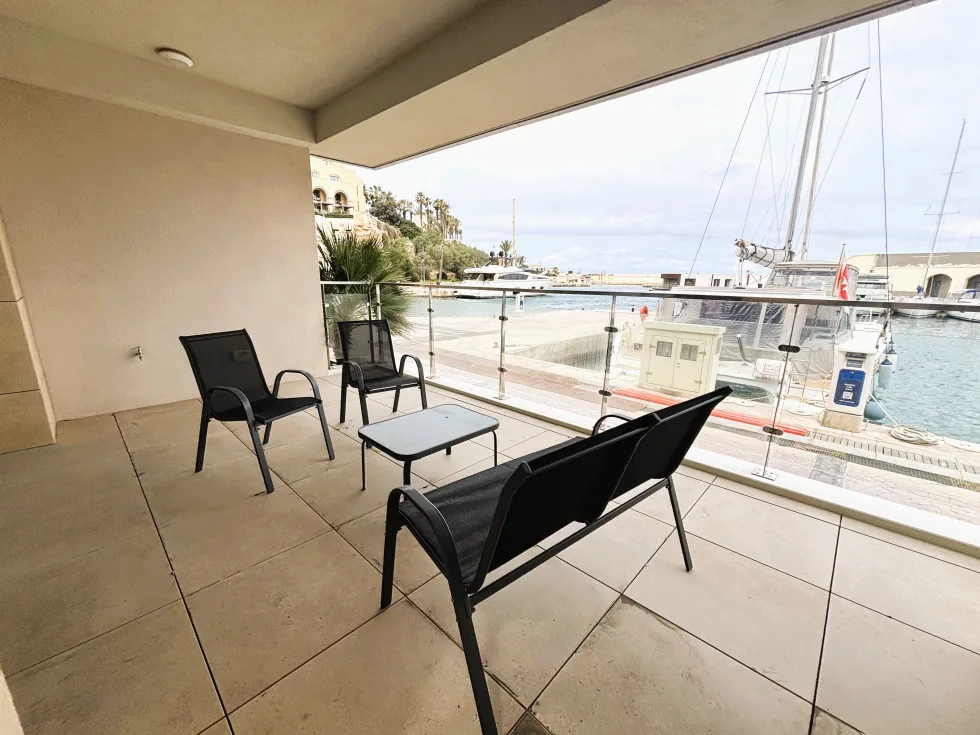 2 bed Apartment For Rent in St Julian's, St Julian's - thumb 4