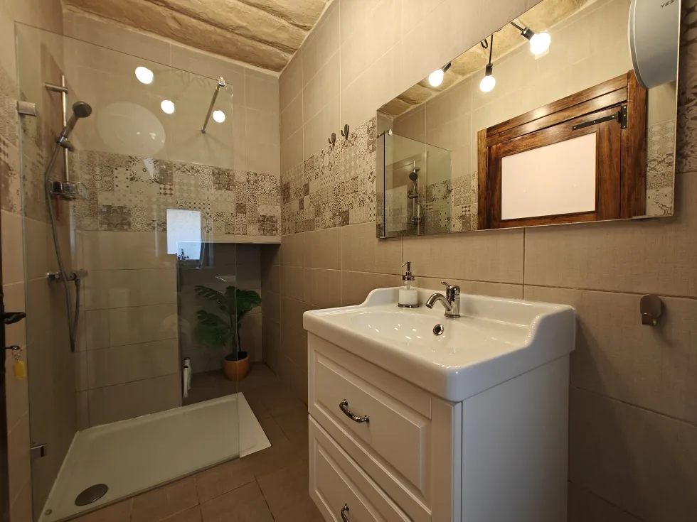 5 bed House of Character For Sale in Gharb, Gozo, Gharb, Gozo - thumb 11