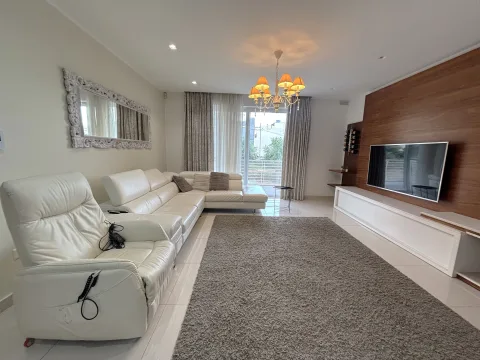 3 bed Apartment For Rent in Mosta, Mosta - thumb 2