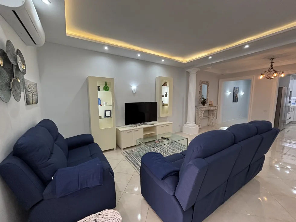 3 bed Apartment For Rent in St Julian's, St Julian's - thumb 2