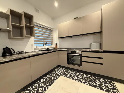 2 bed Maisonette For Rent in Sliema, Sliema - thumb 6