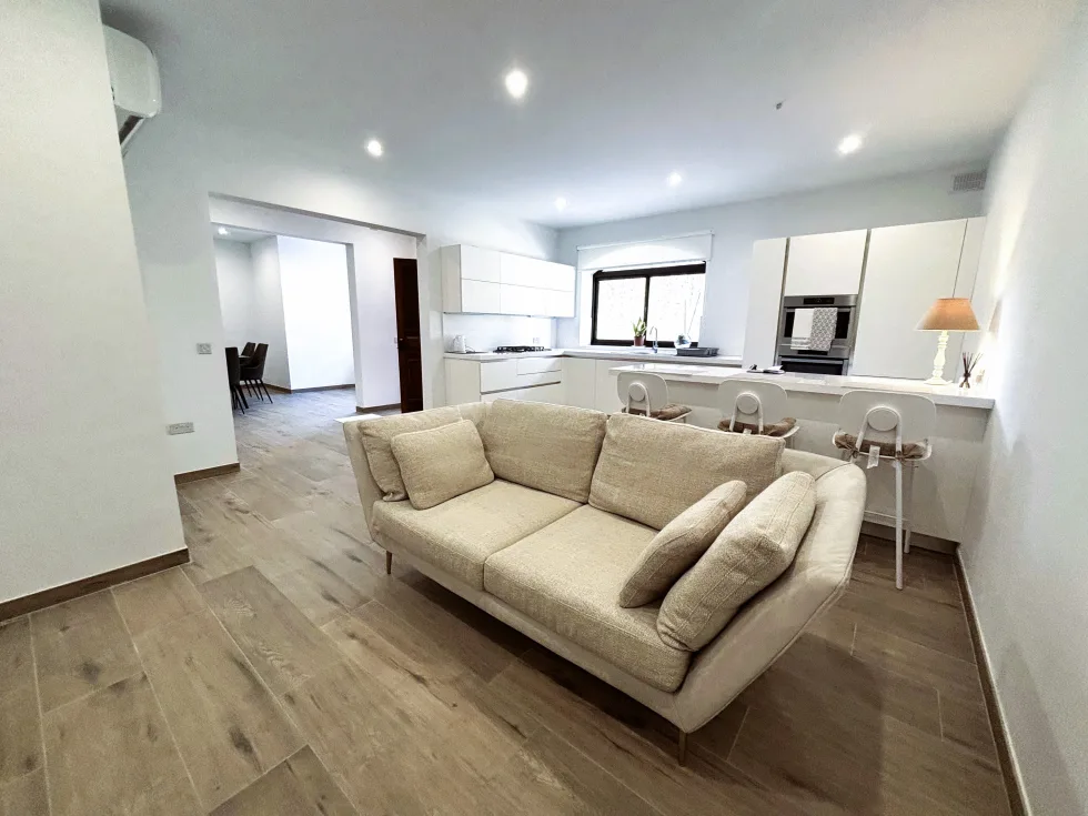 3 bed Maisonette For Rent in Mosta, Mosta - thumb 1