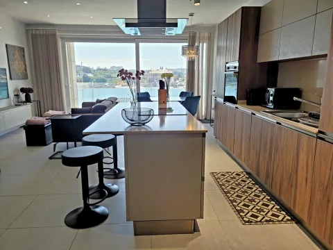 2 bed Apartment For Rent in Sliema, Sliema - thumb 8