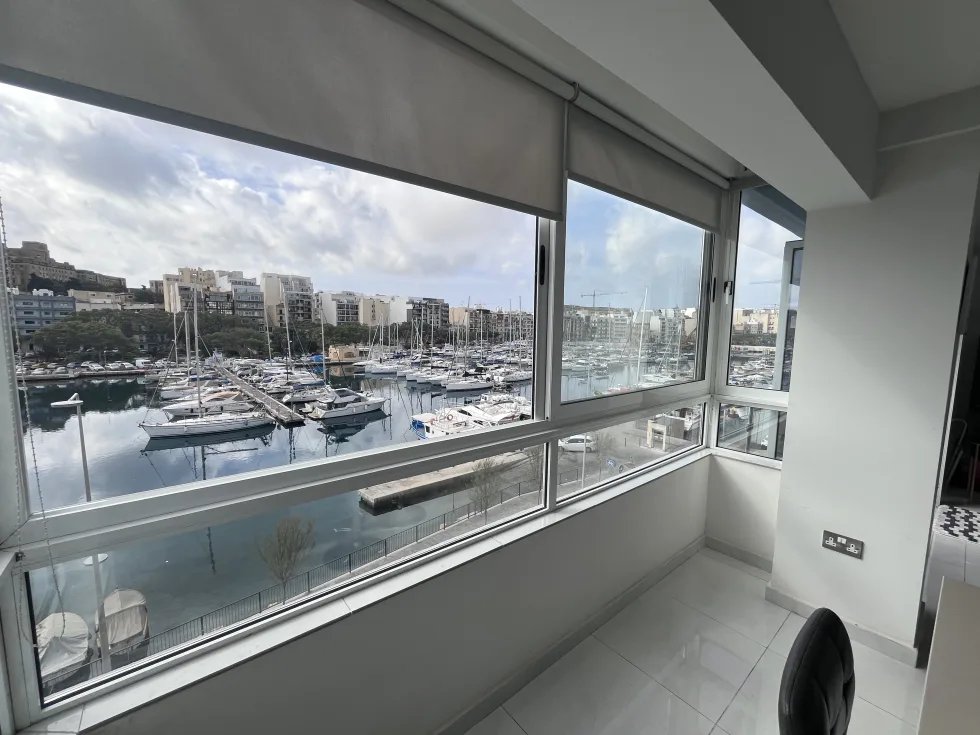 2 bed Apartment For Rent in Ta' Xbiex, Ta' Xbiex - thumb 12